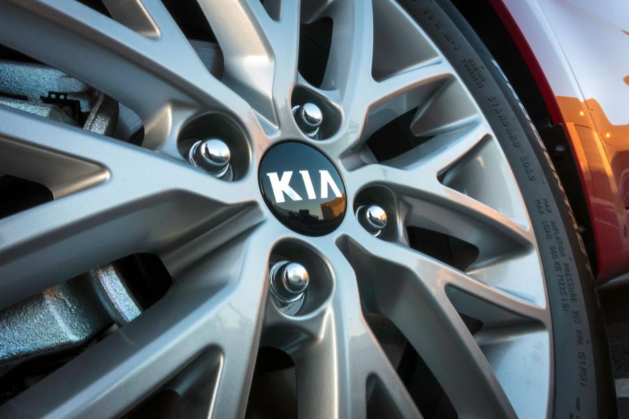 Колеса Kia Rio 5-Door (YB) 2017 года  (NA) (фото 3 из 55)